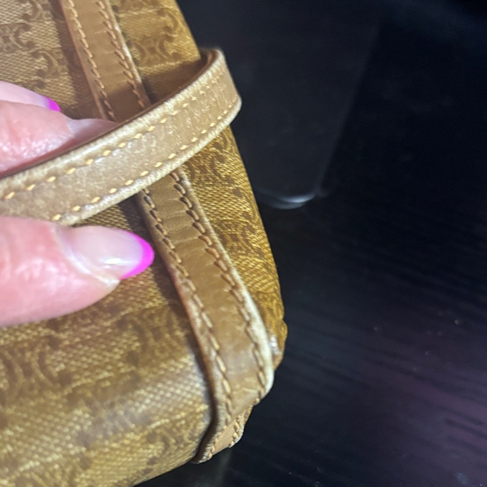 Celine vintage Tan Patterned Shoulder Bag - Picture 16 of 17